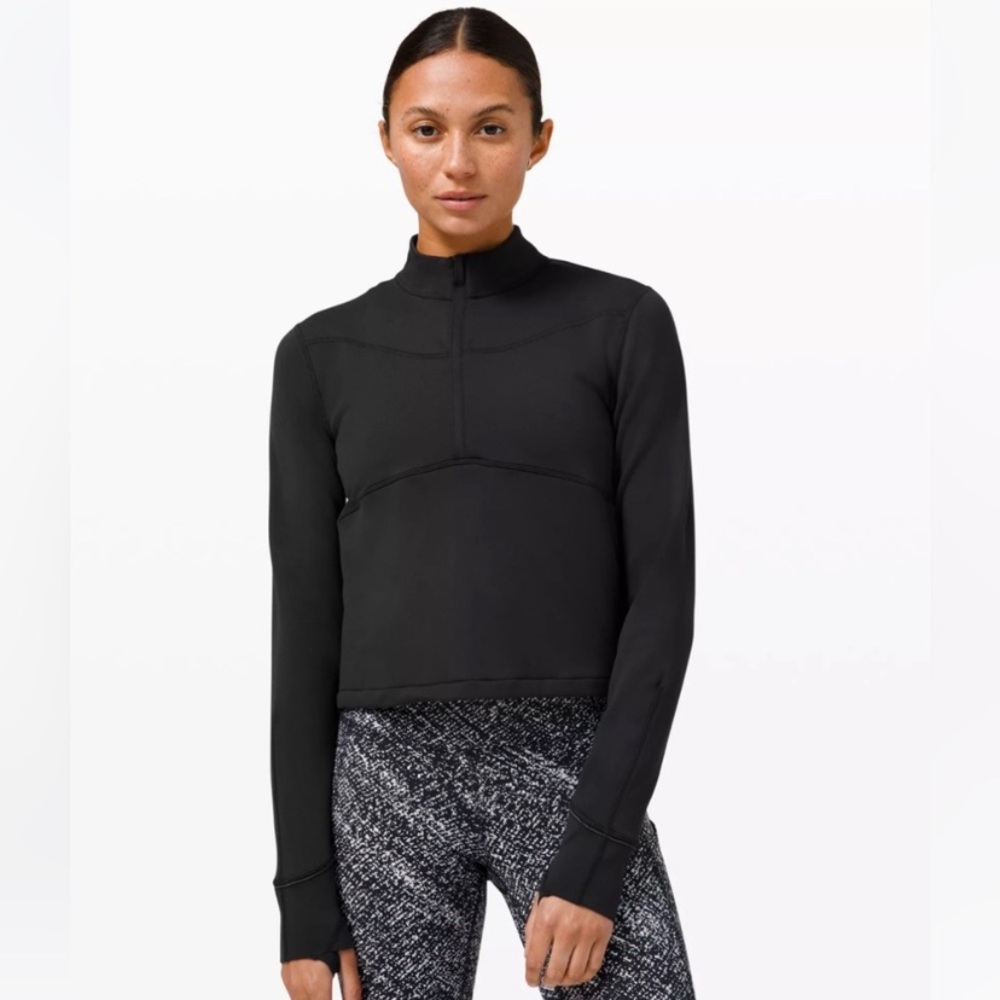 Lululemon Rulu Running Cropped 1/2 Zip
Black 8 Thumbholes Zipper Pockets